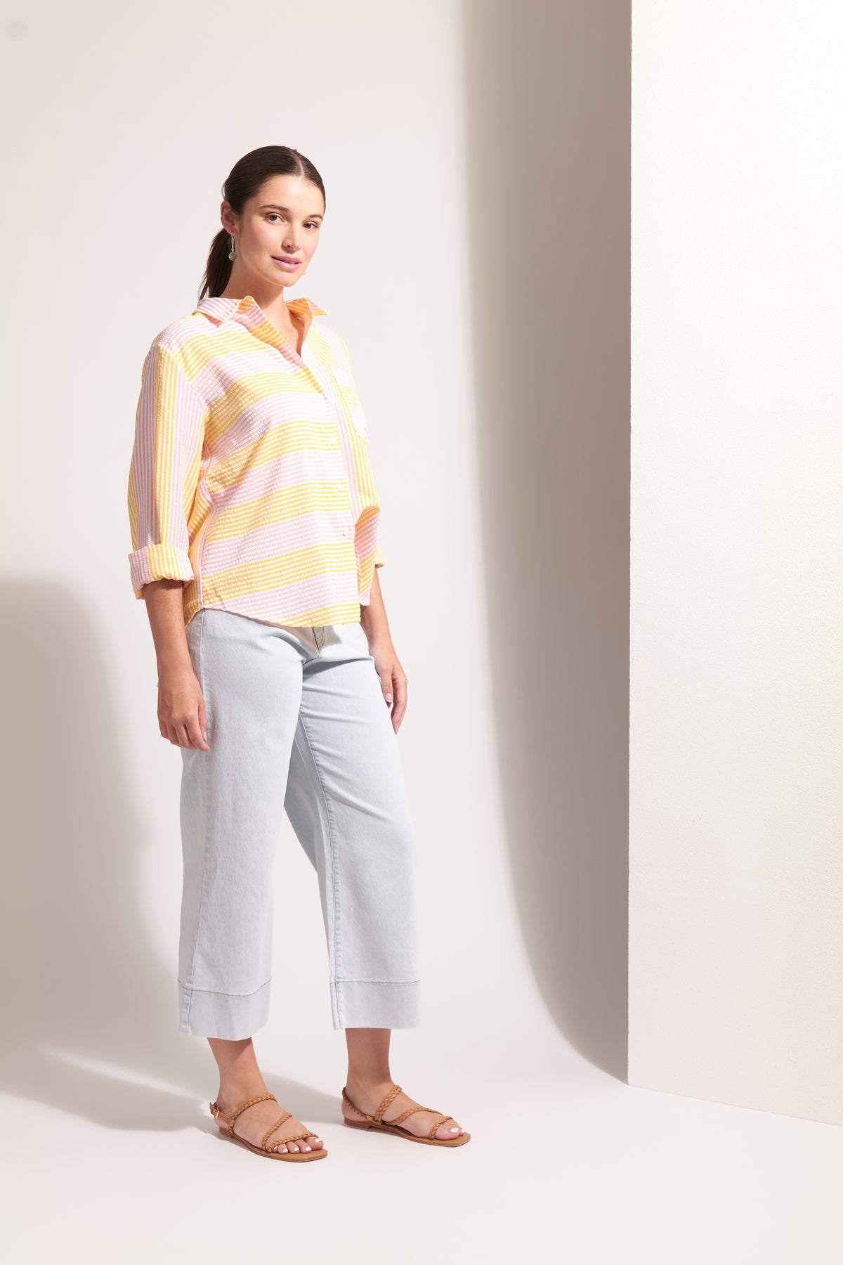 Foil Jean Queen Crop in Bleach Wash