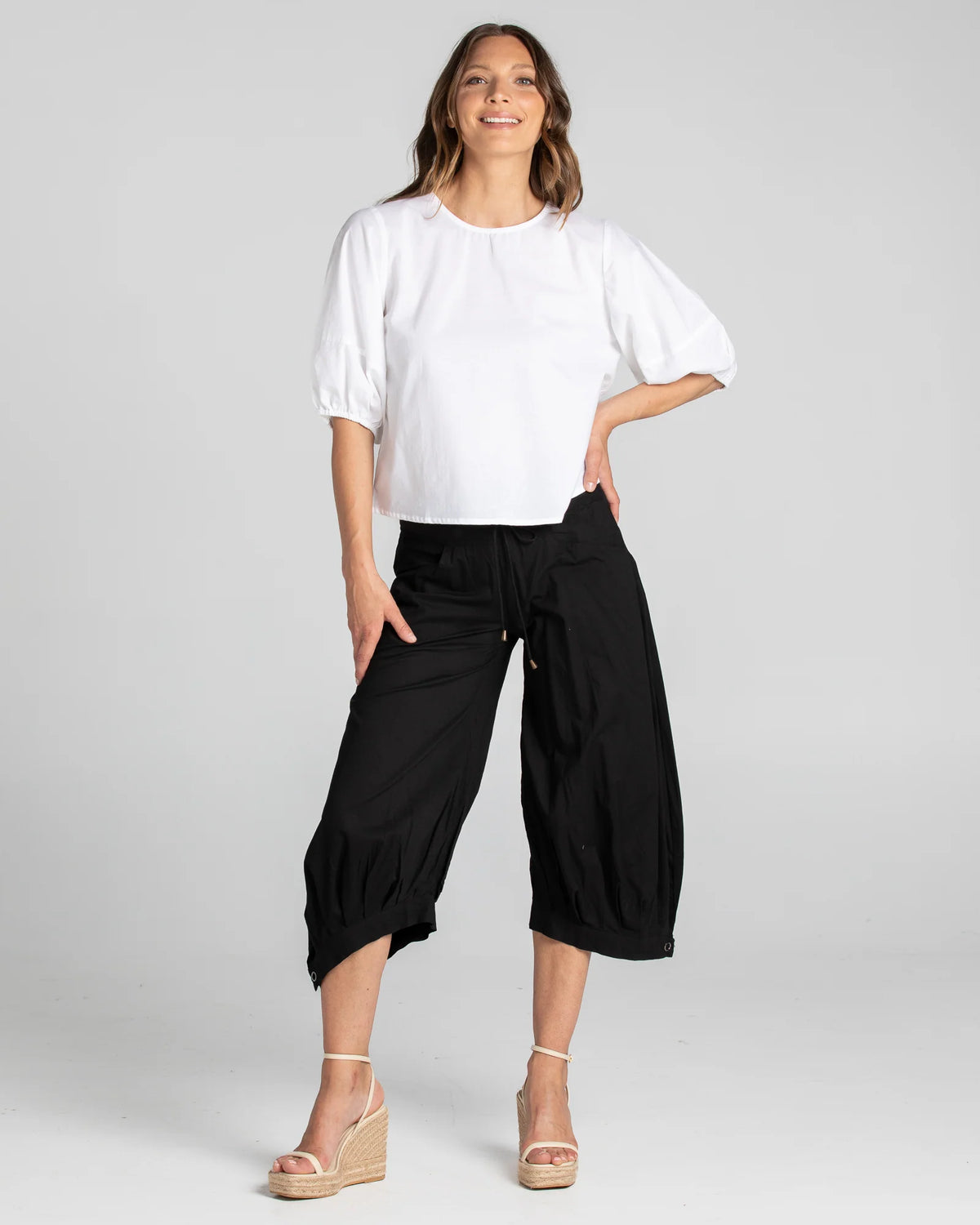 Boom Shankar Guru pants in Black