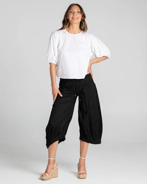 Boom Shankar Guru pants in Black