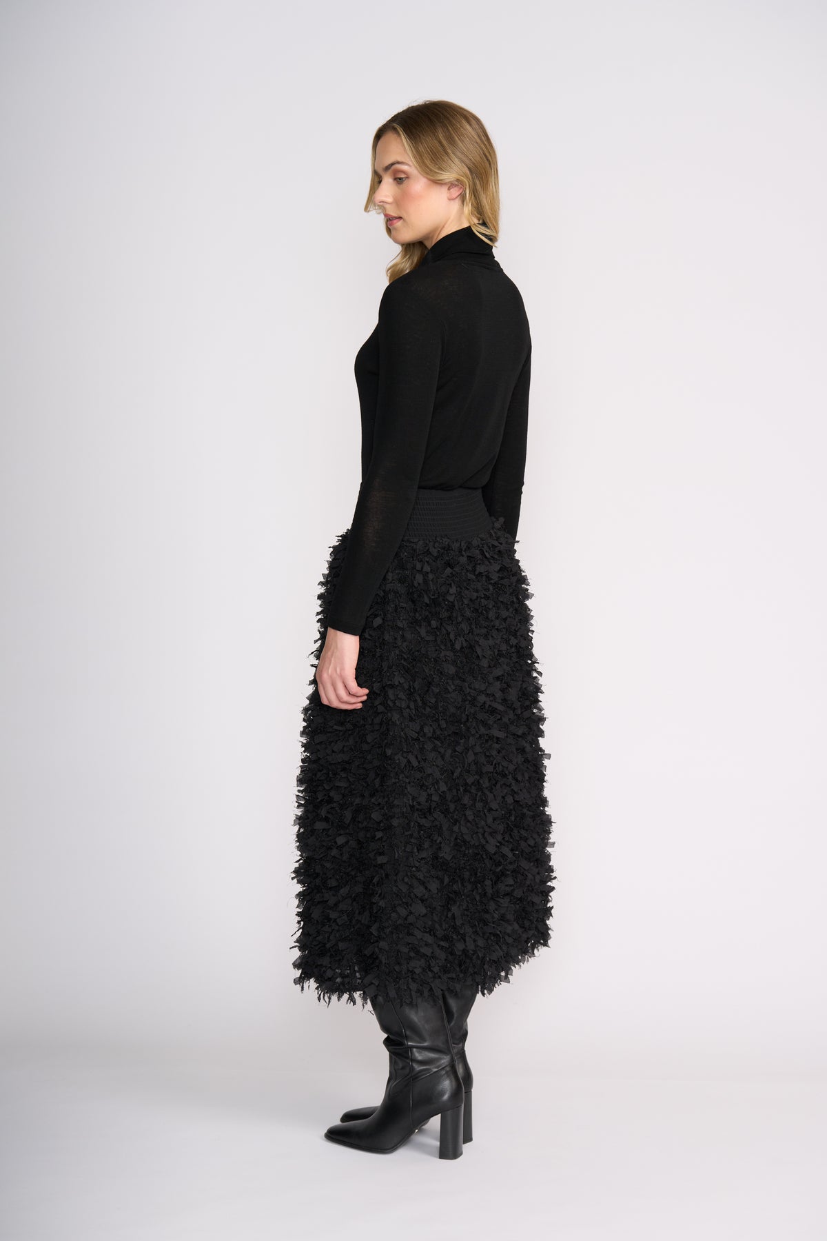 Foil Cygnet-ure Skirt in Black