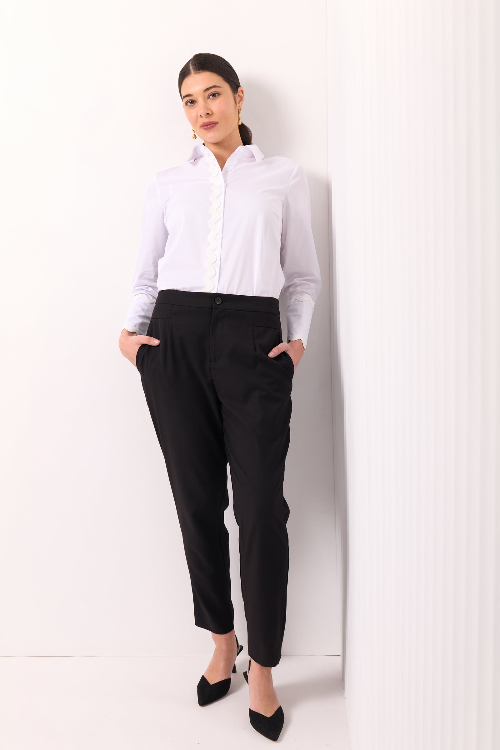 Foil Style Council Pant in Black