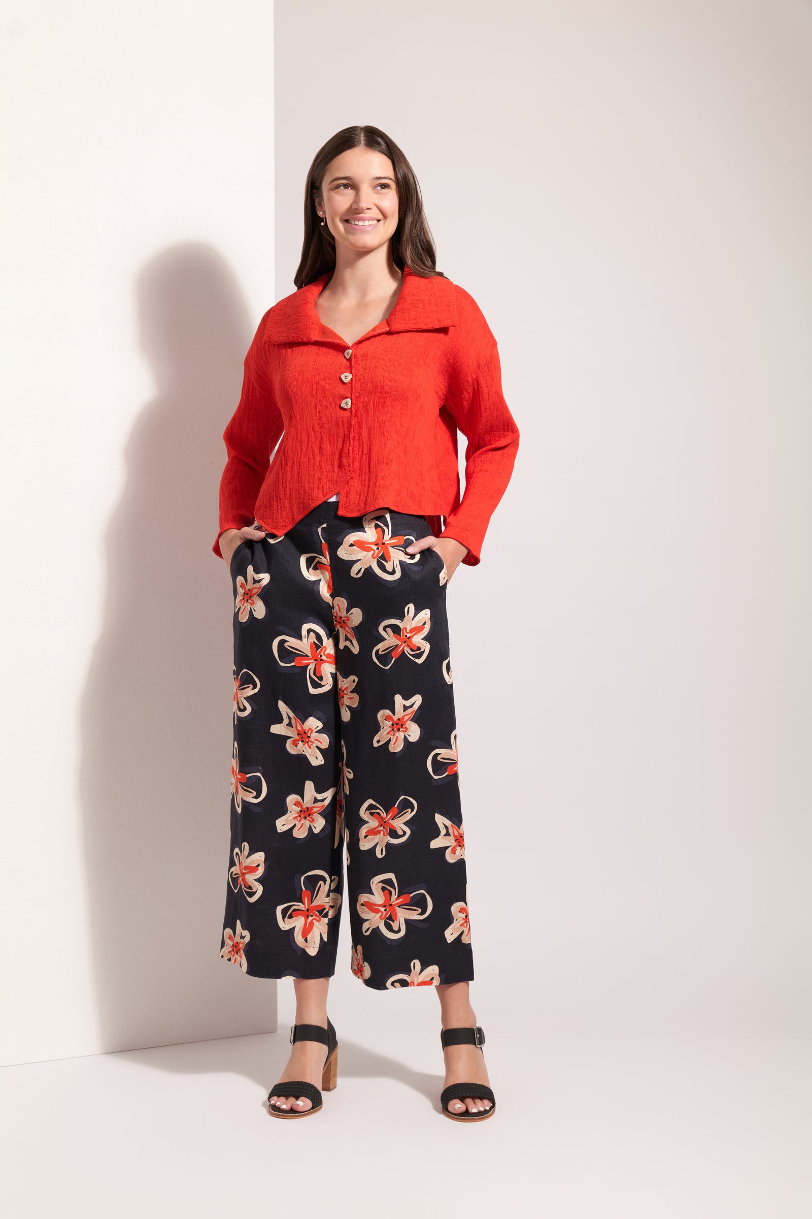 Foil Its Only Natural Pant in Flower Doodle