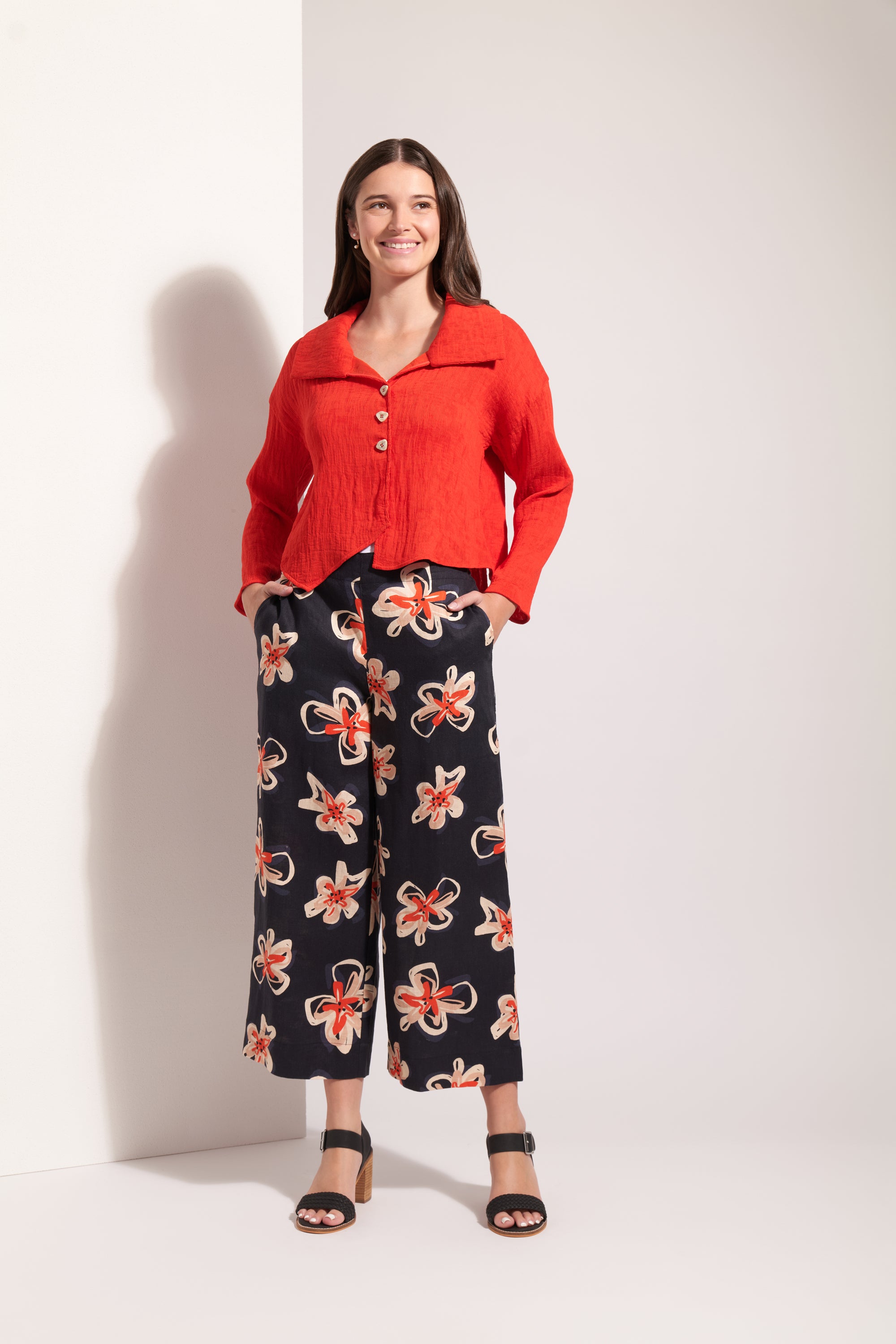 Foil Its Only Natural Pant in Flower Doodle