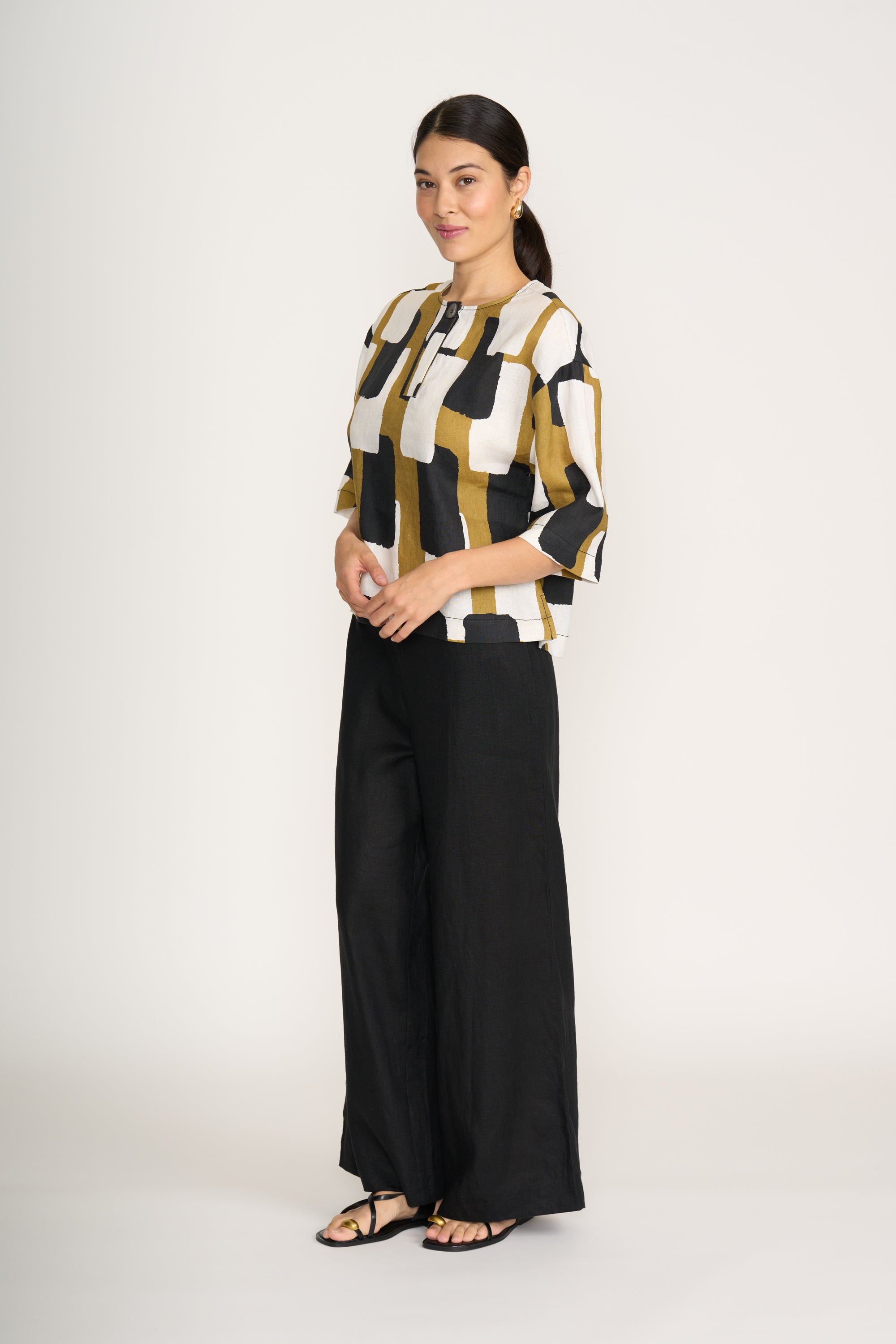 Foil Pull Together Pant in Black