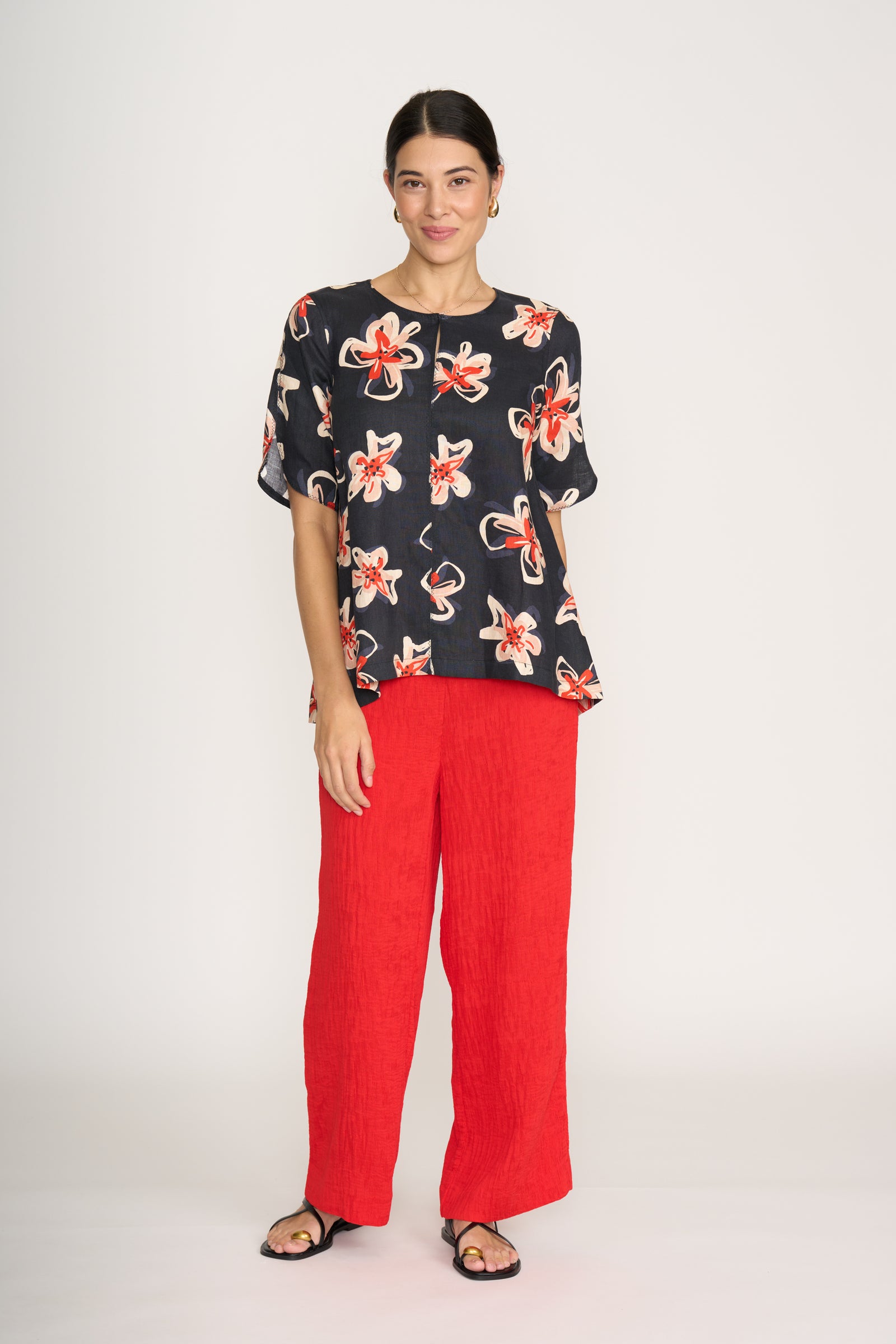 Foil Delightful Top in Flower Doodles