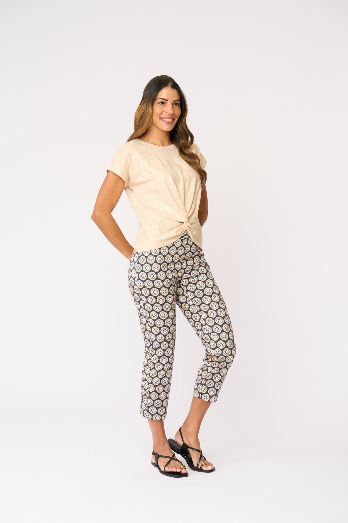 Foil Fuss Free Taper Trapeze Capri Pant in Porto Print