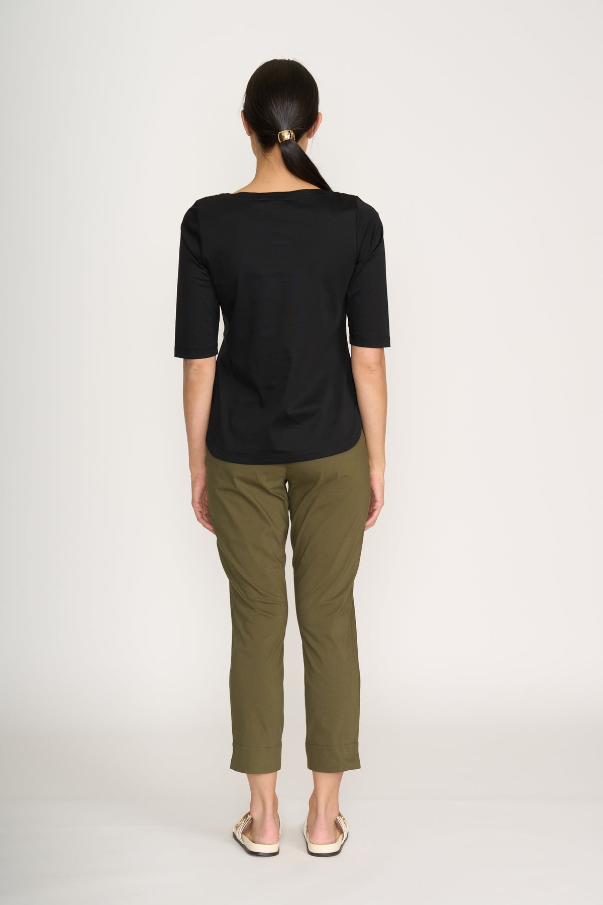 Foil Fuss Free Taper Trapeze Capri Pant in Kelp