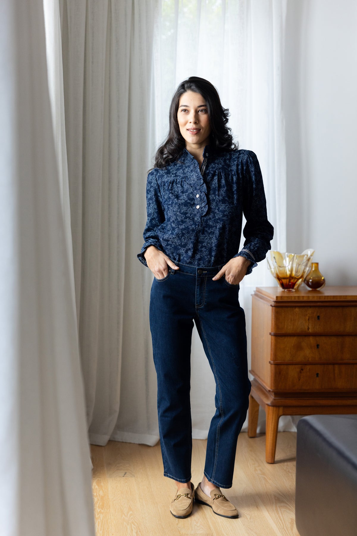 Foil Lola Jean in Dark Wash