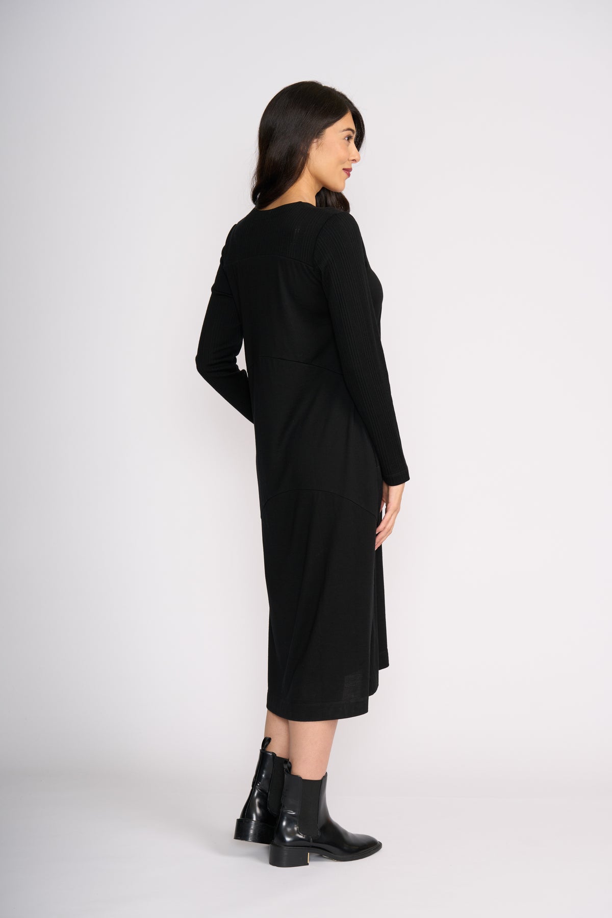 Foil Upper Cut Dress in Black