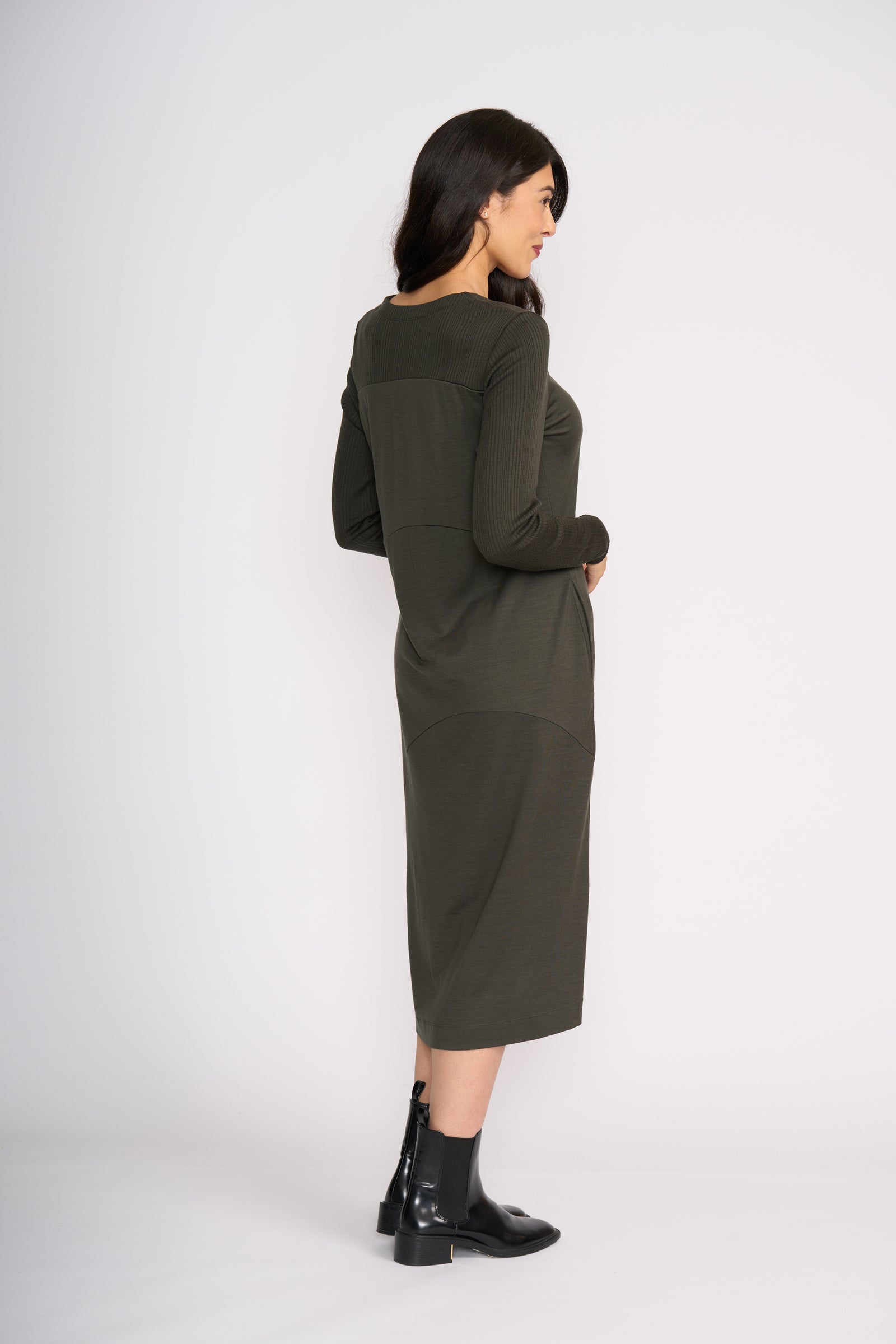 Foil Upper Cut Dress in Olive