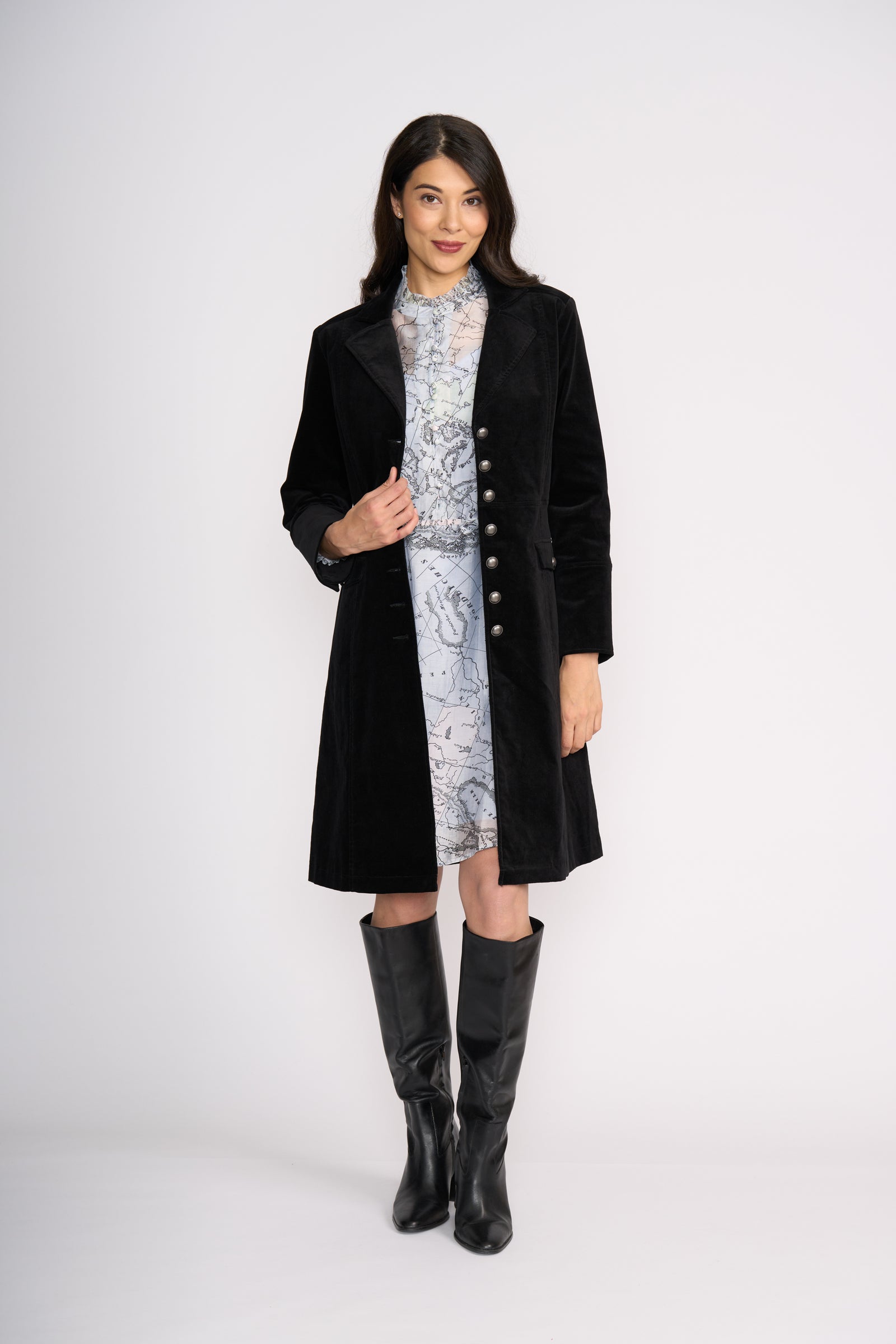 Foil Cordially Invited Coat in Black