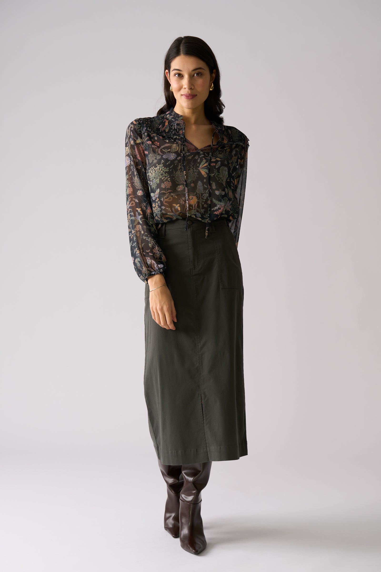 Foil Suave Operator Skirt in Dark Sage