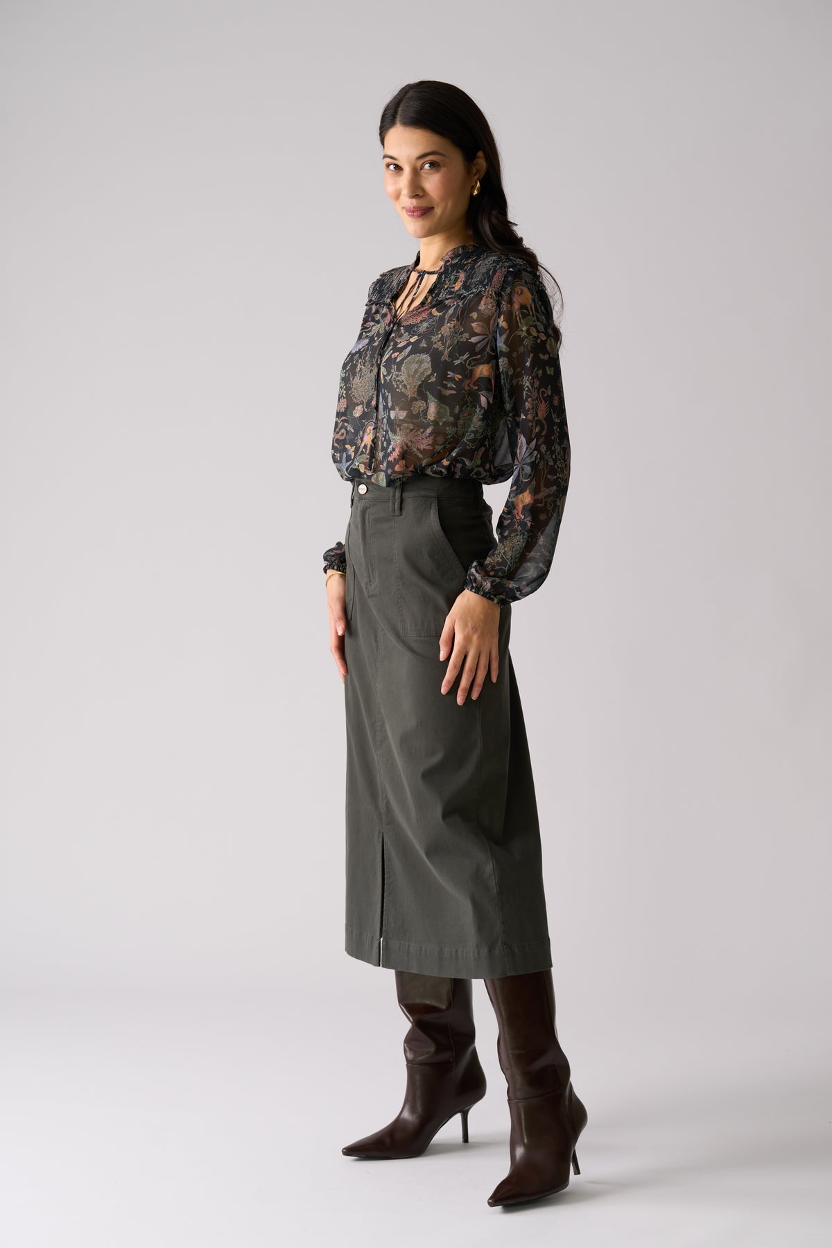 Foil Suave Operator Skirt in Dark Sage