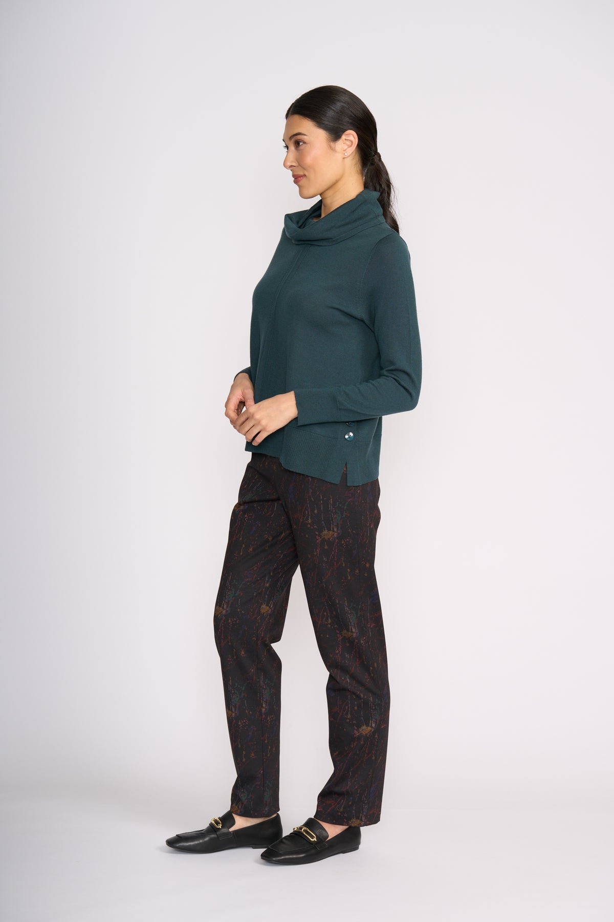 Foil Go To Pant in Artful