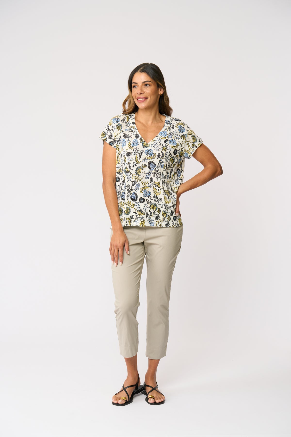 Foil Fuss Free Taper Trapeze Capri Pant in Barley