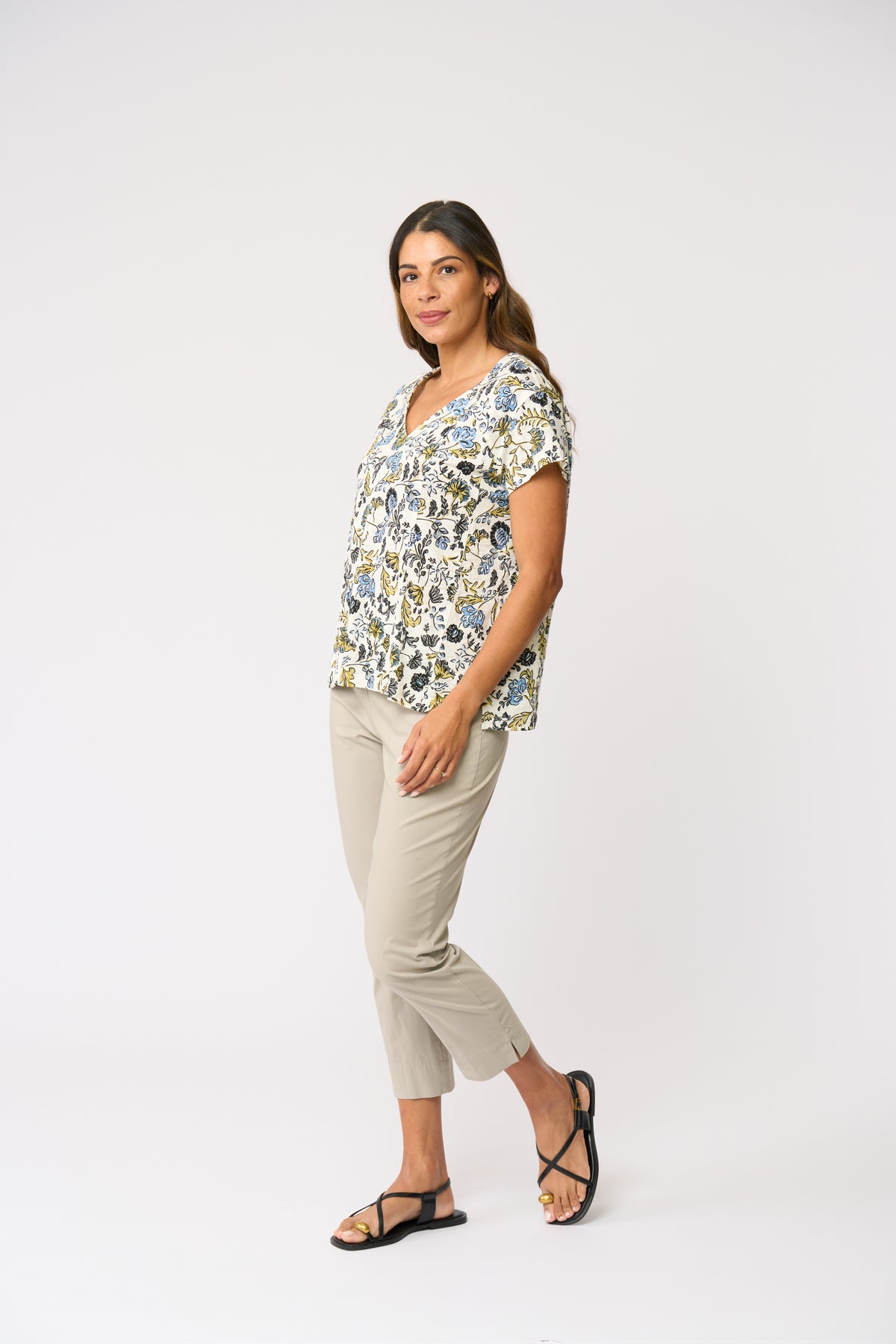 Foil Fuss Free Taper Trapeze Capri Pant in Barley