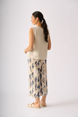 Foil Act Natural Shell Tank in String
