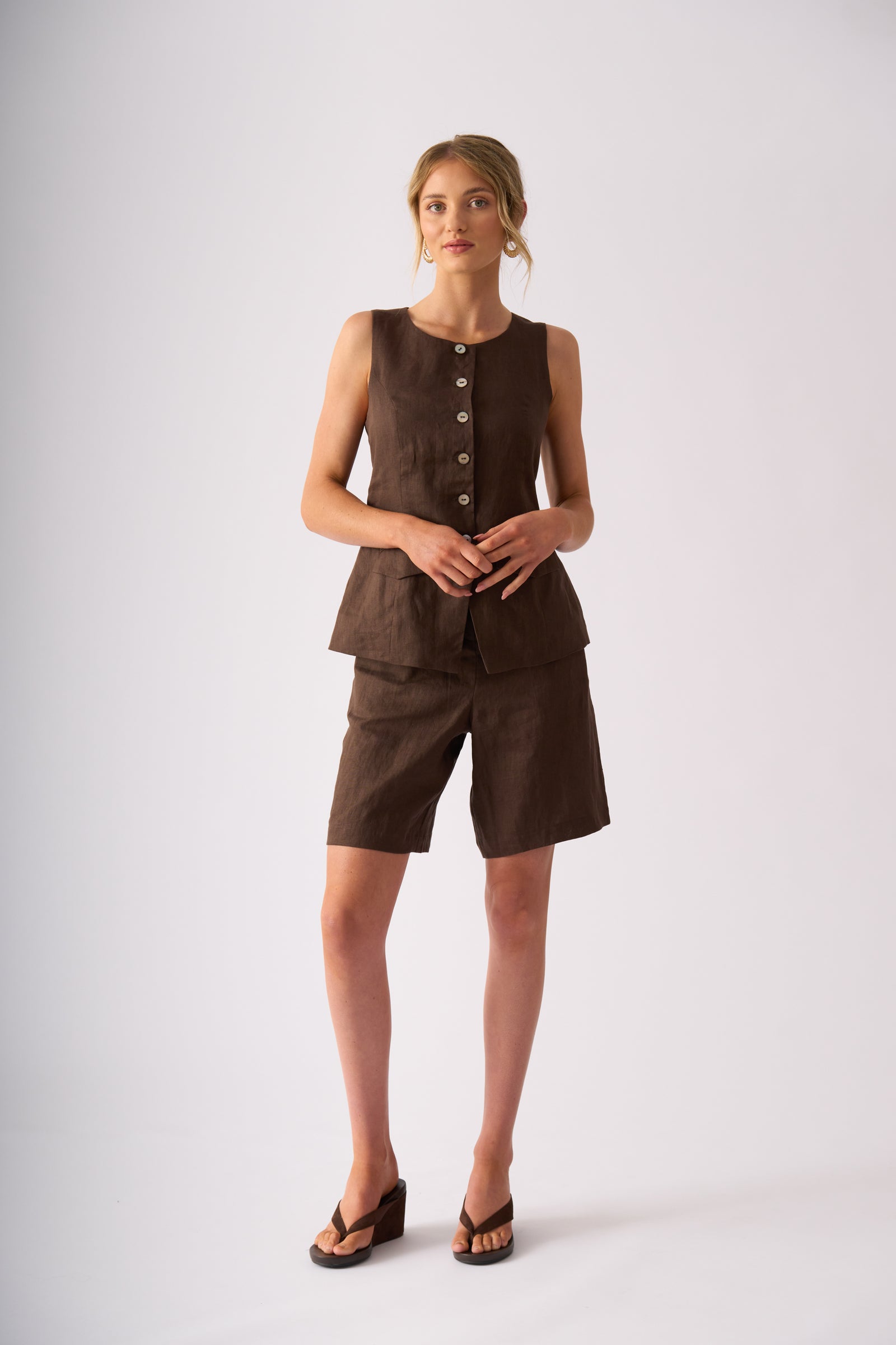 Foil Perfect Pair Short in Cocoa