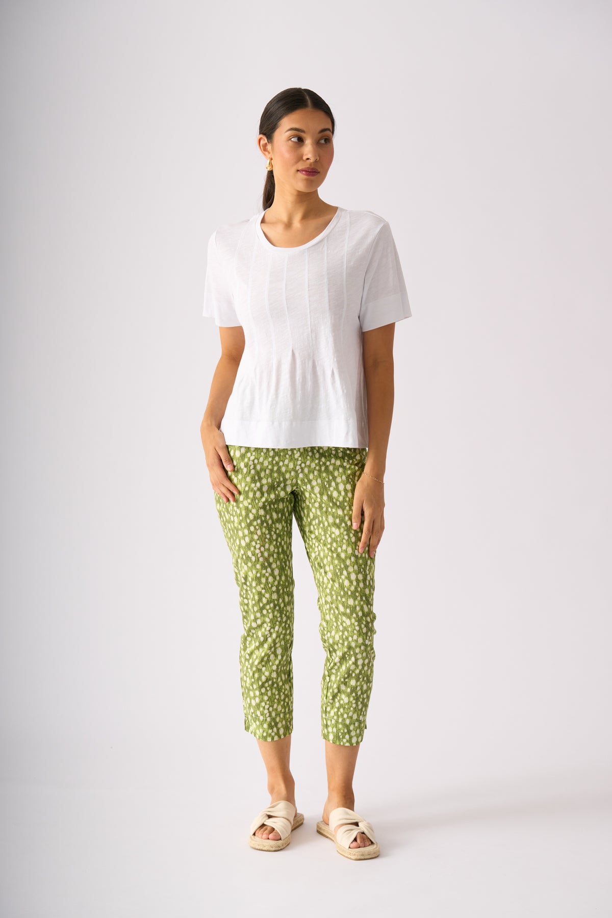 Foil Fuss Free Taper Trapeze Capri Pant in Meadow Print