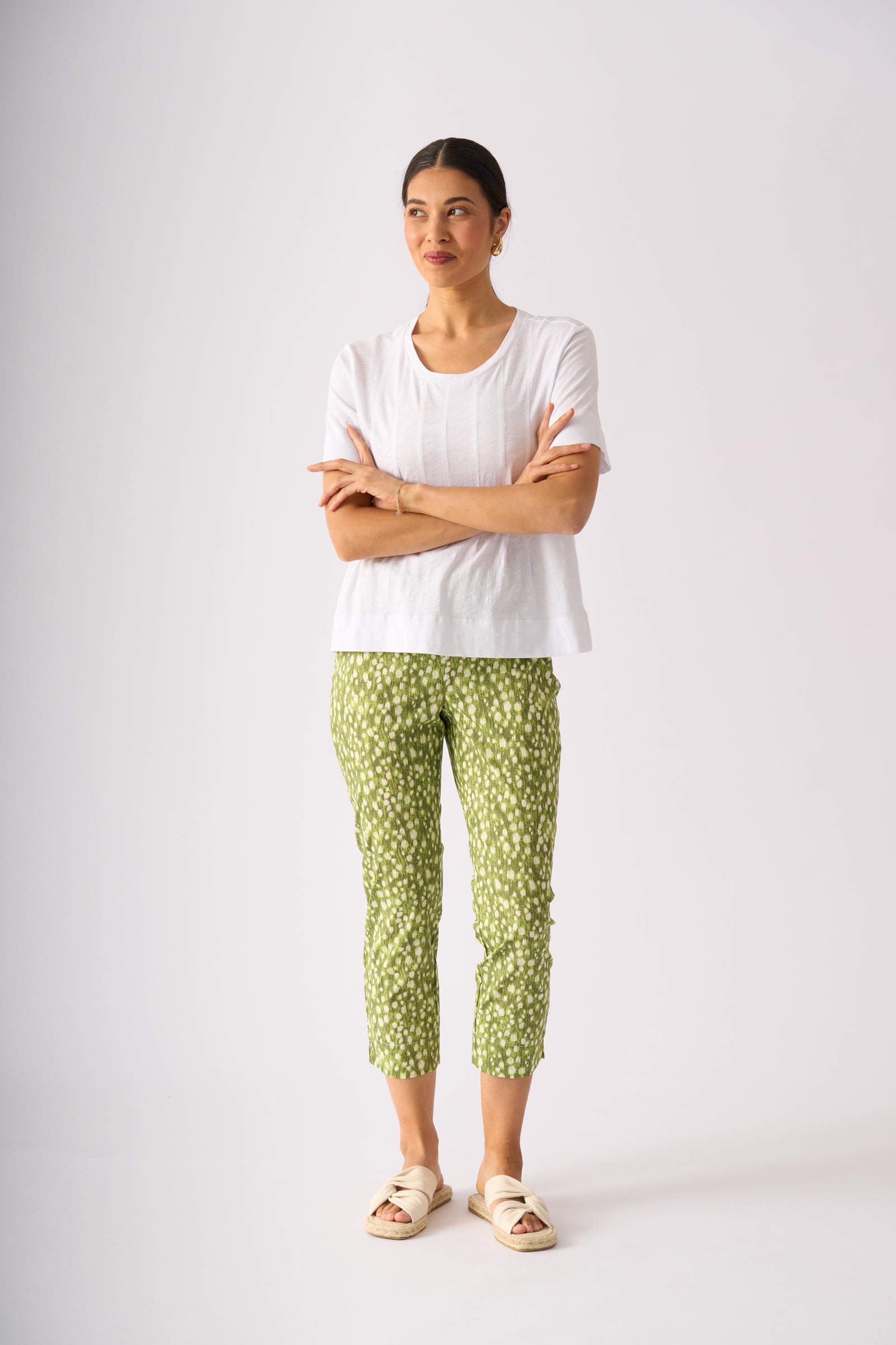 Foil Fuss Free Taper Trapeze Capri Pant in Meadow Print