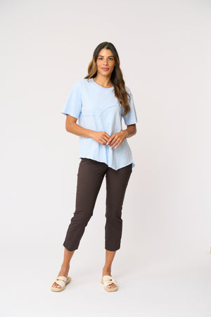 Foil Fuss Free Taper Trapeze Capri Pant in Sable