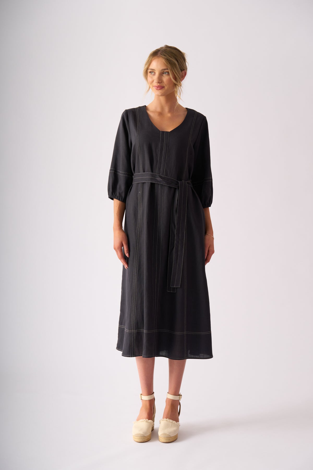 Foil Shout Out Dress in Dark Gunsmoke