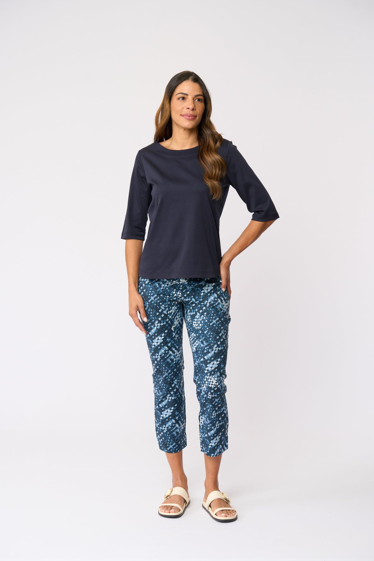 Foil Fuss Free Taper Trapeze Capri Pant in Dreamweaver Print