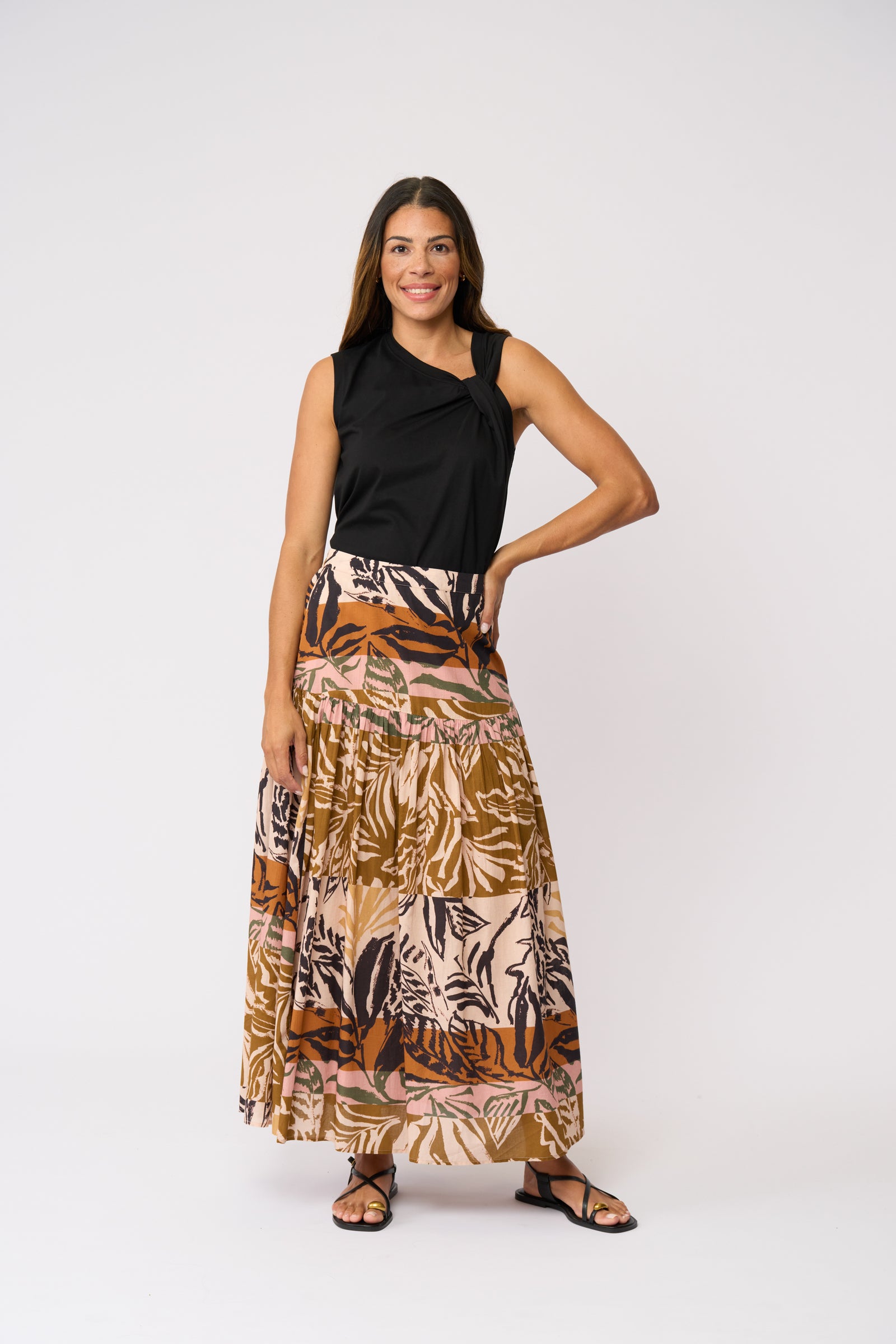 Foil Top Knotch Top in Black
