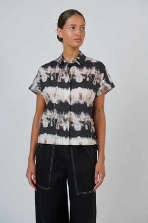 Naturals by O & J Collared Cotton Top in Eruption
