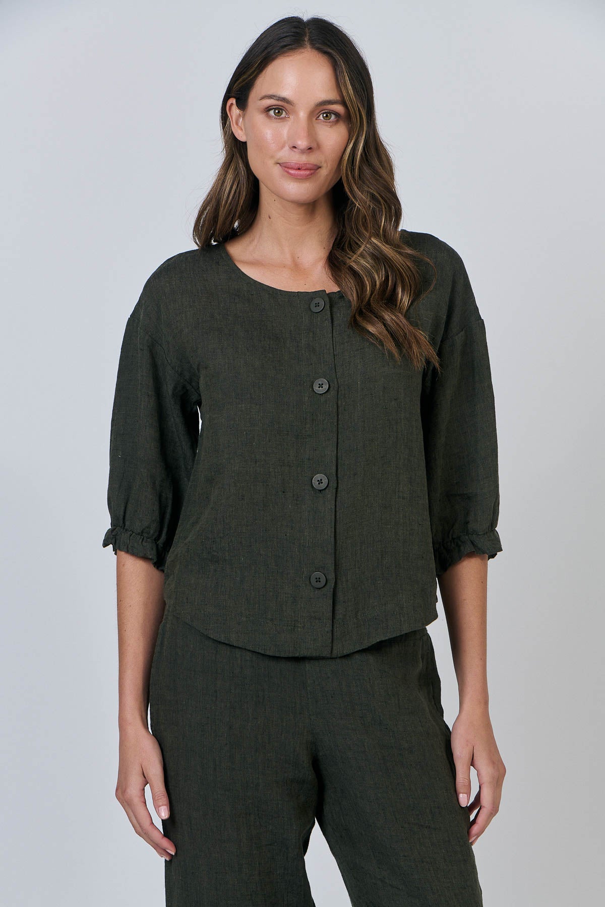 Naturals by O & J Shell Button Shirt in Licorice