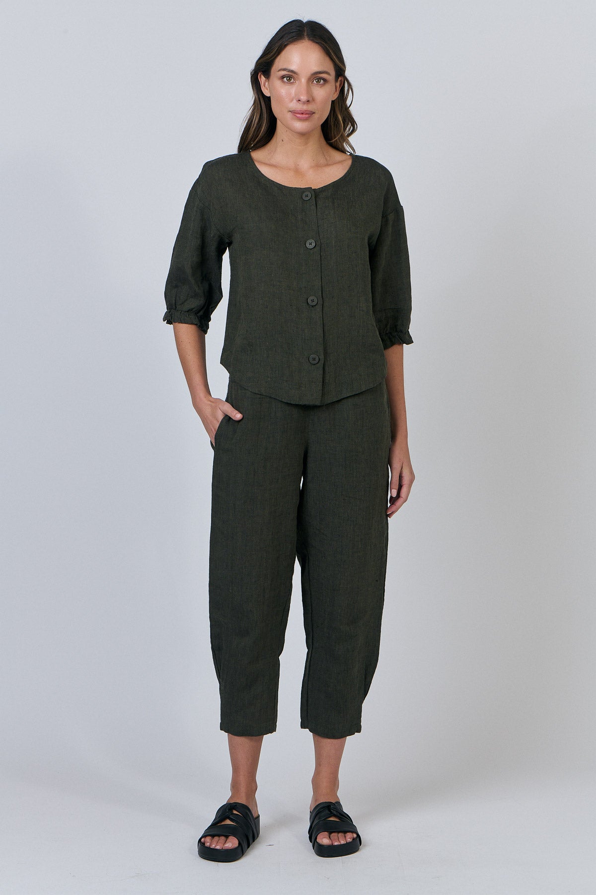 Naturals by O & J Shell Button Shirt in Licorice