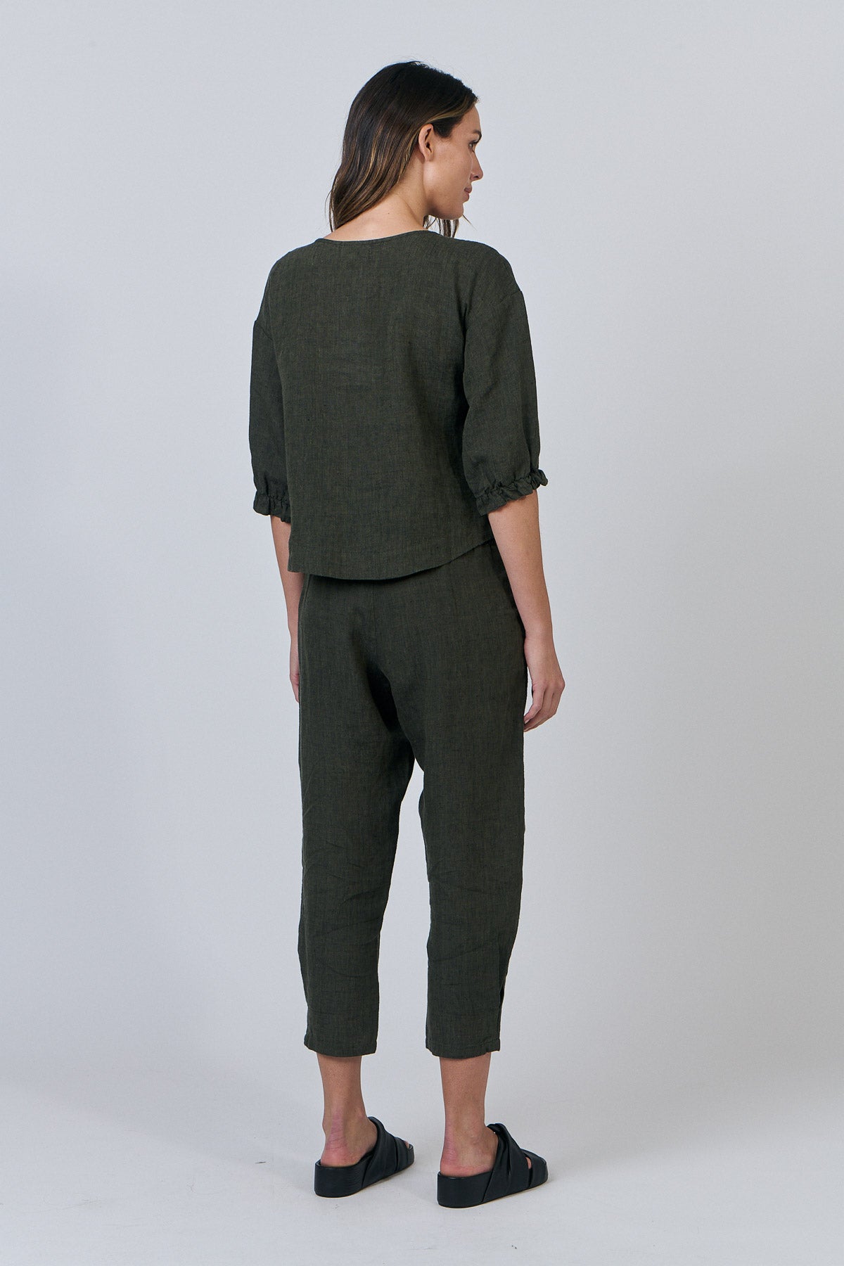 Naturals by O & J Shell Button Shirt in Licorice