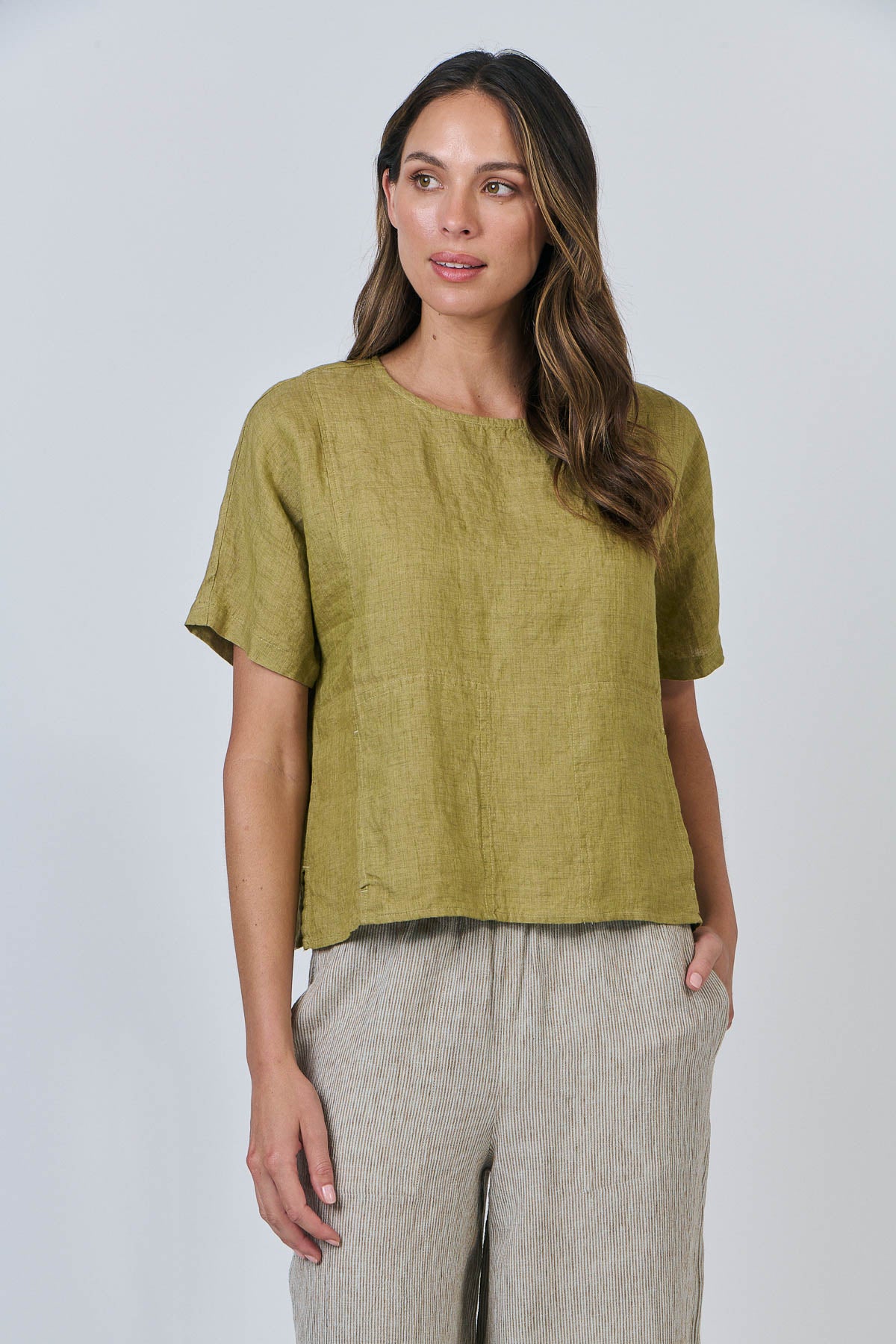 Naturals by O & J Linen Tee in Bamboo