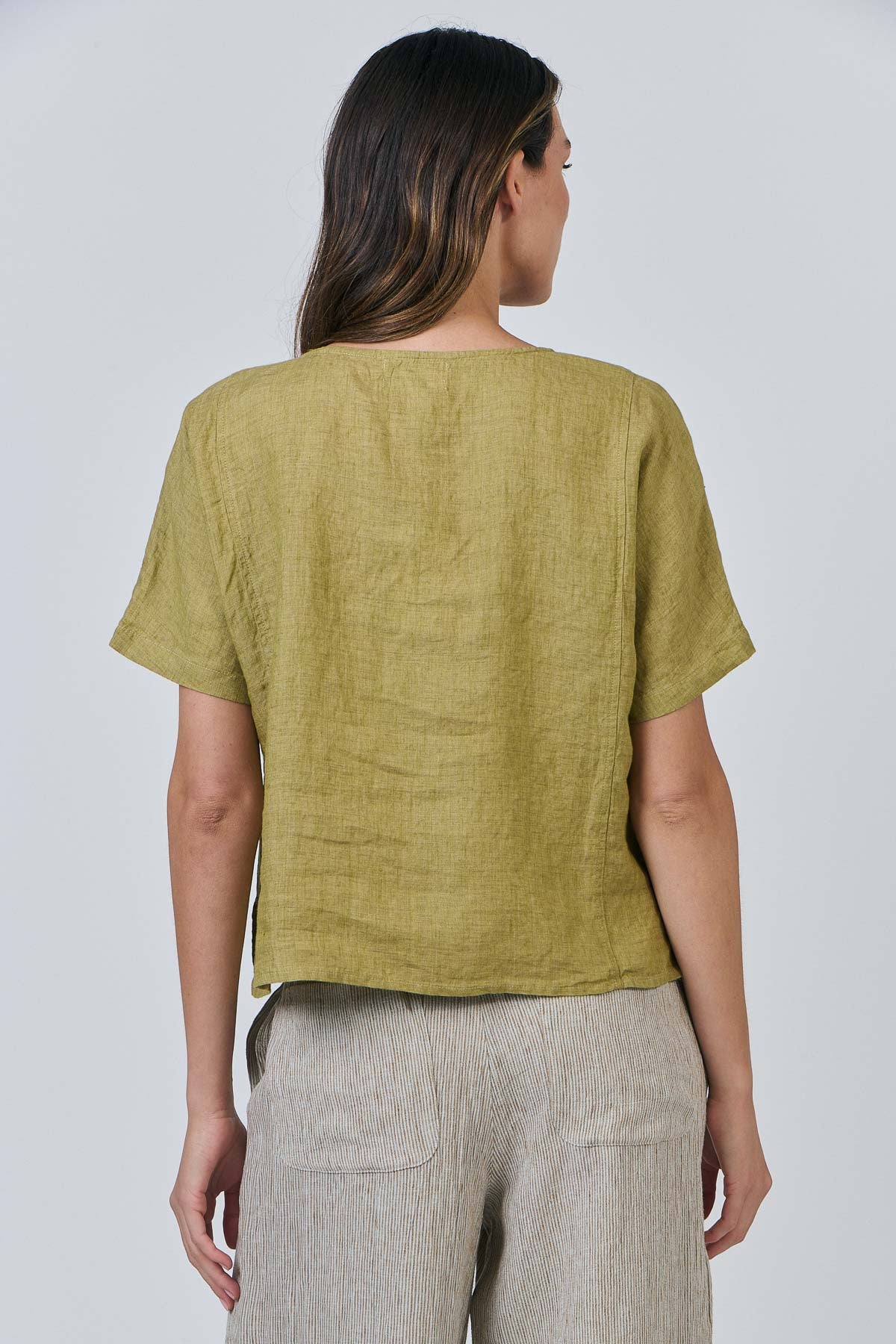 Naturals by O & J Linen Tee in Bamboo