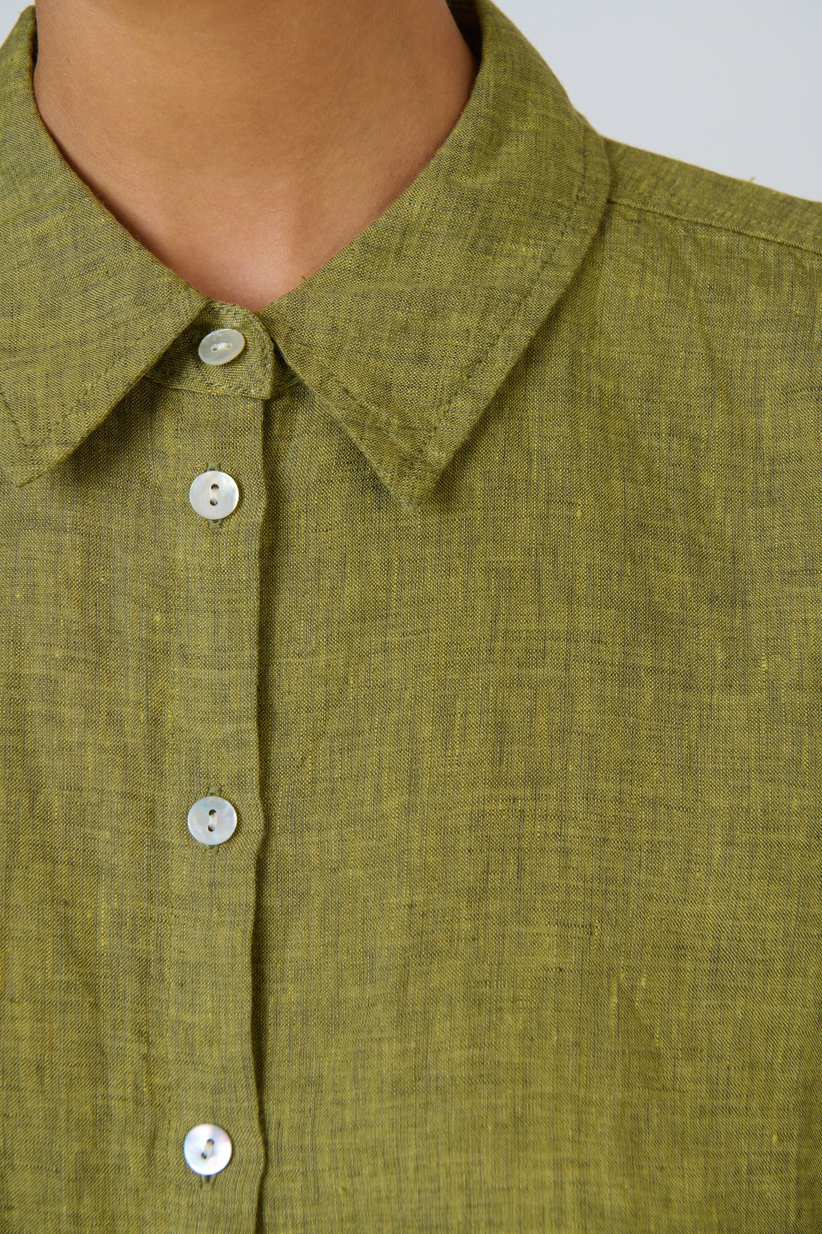 Naturals by O & J Relaxed Linen Short Sleeve Shirt in Balsam