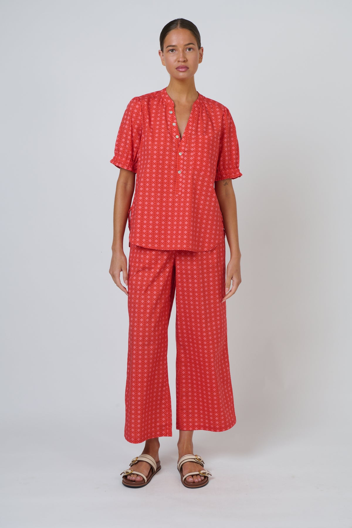 Naturals by O & J Pull On Pant in Cannage