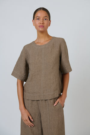 Naturals by O & J Linen Top in Agate