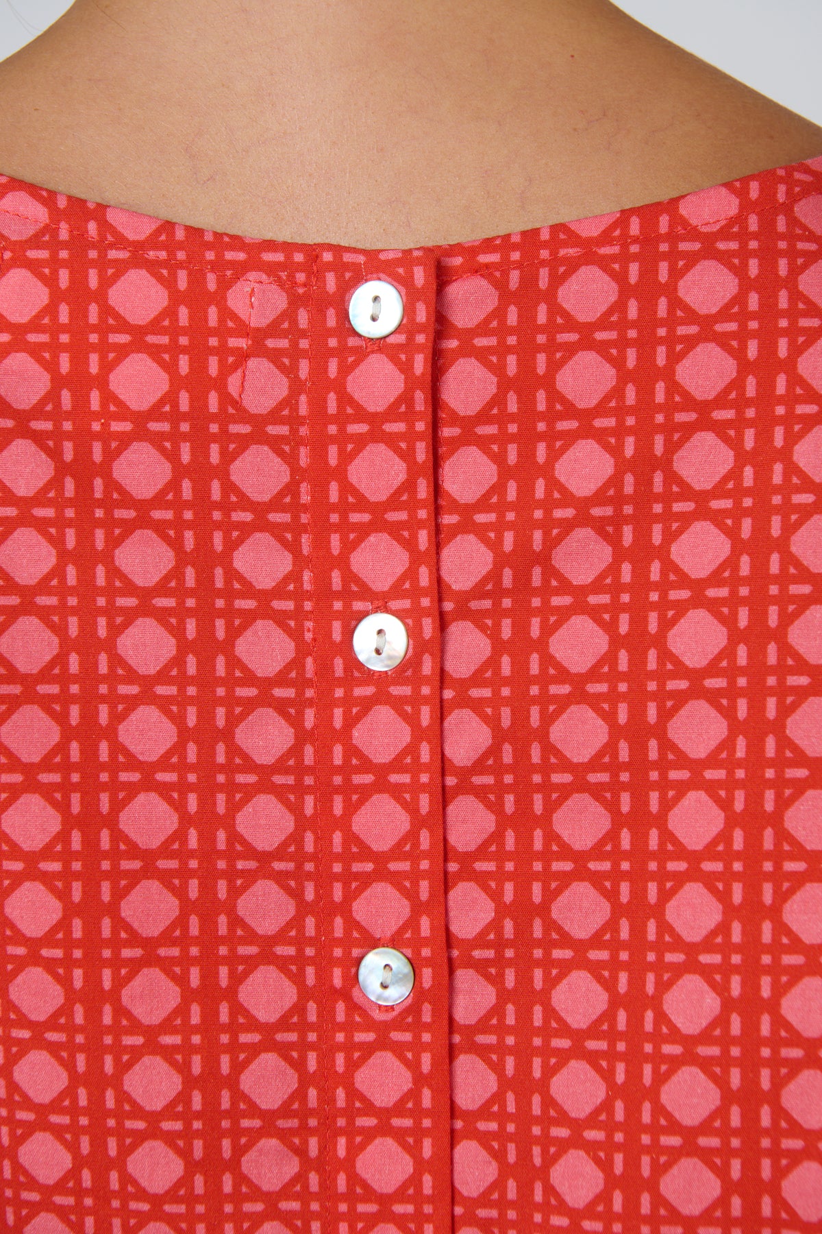 Naturals by O & J Button Back Top in Cannage
