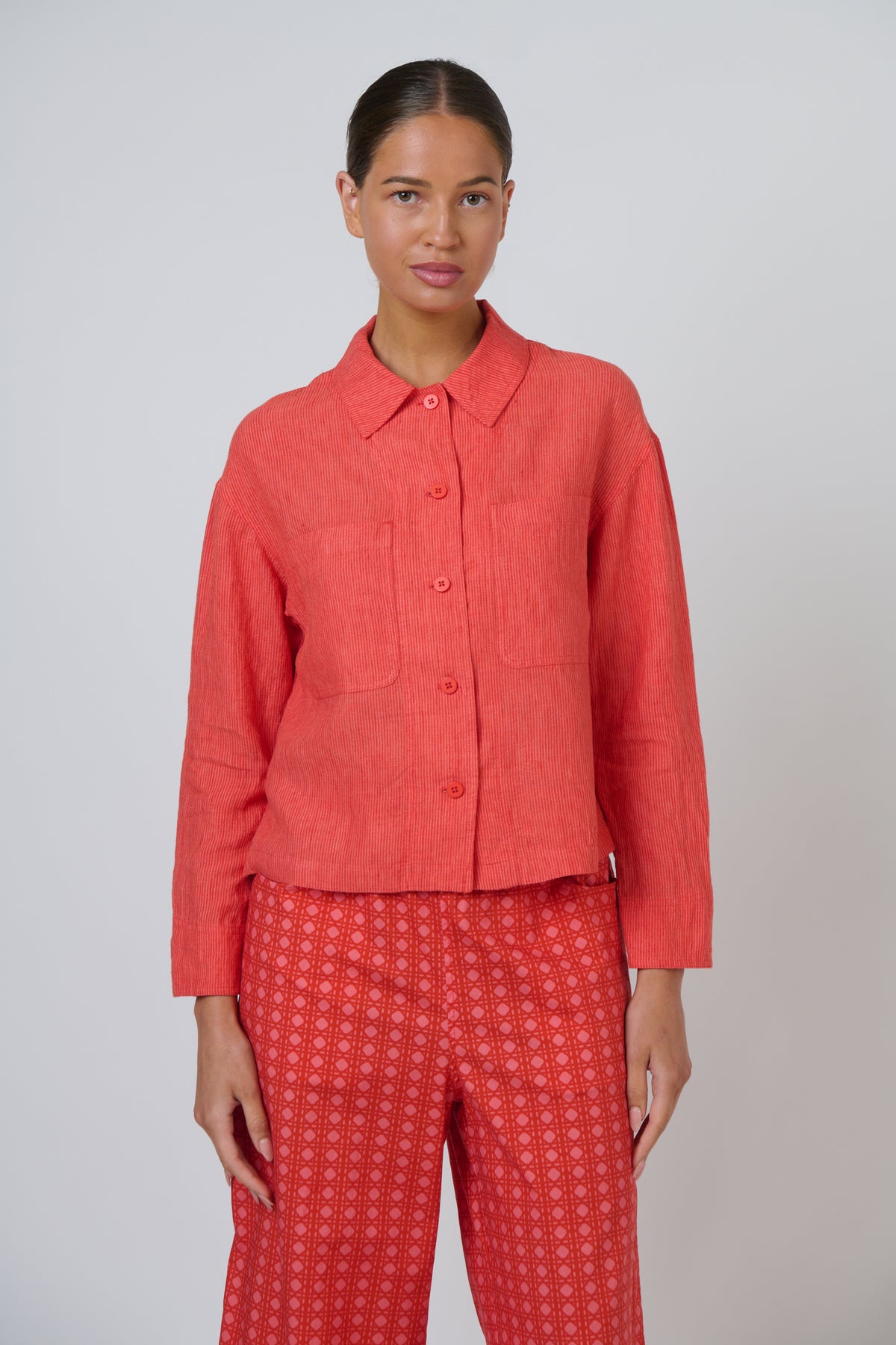 Naturals by O & J Cropped Linen Jacket in Sunset Strip