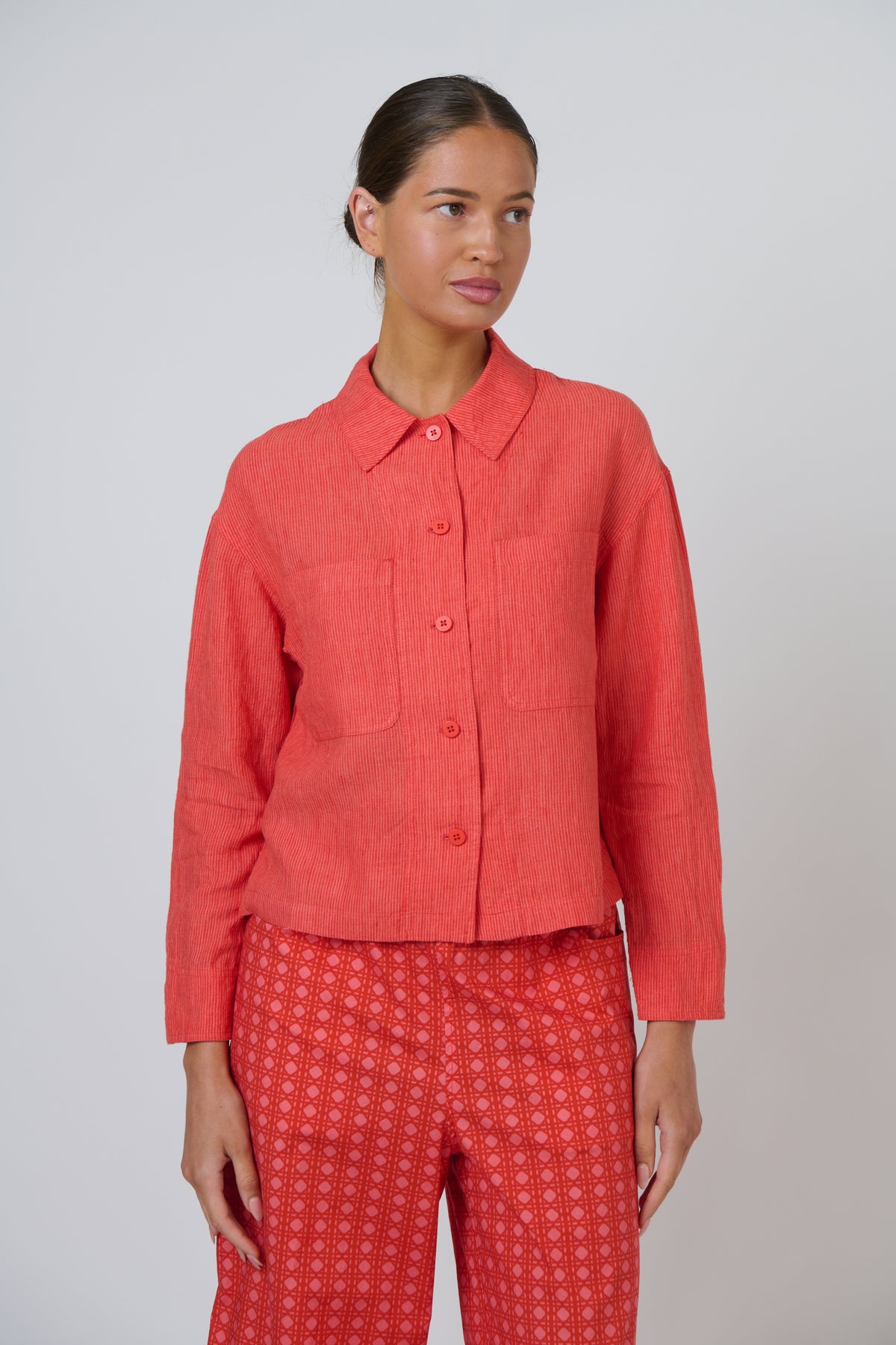 Naturals by O & J Cropped Linen Jacket in Sunset Strip