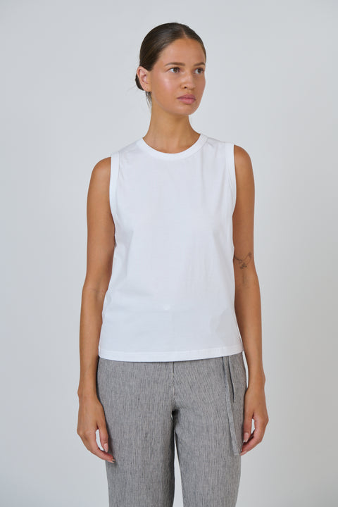 Naturals by O & J White Cotton Sleeveless Top