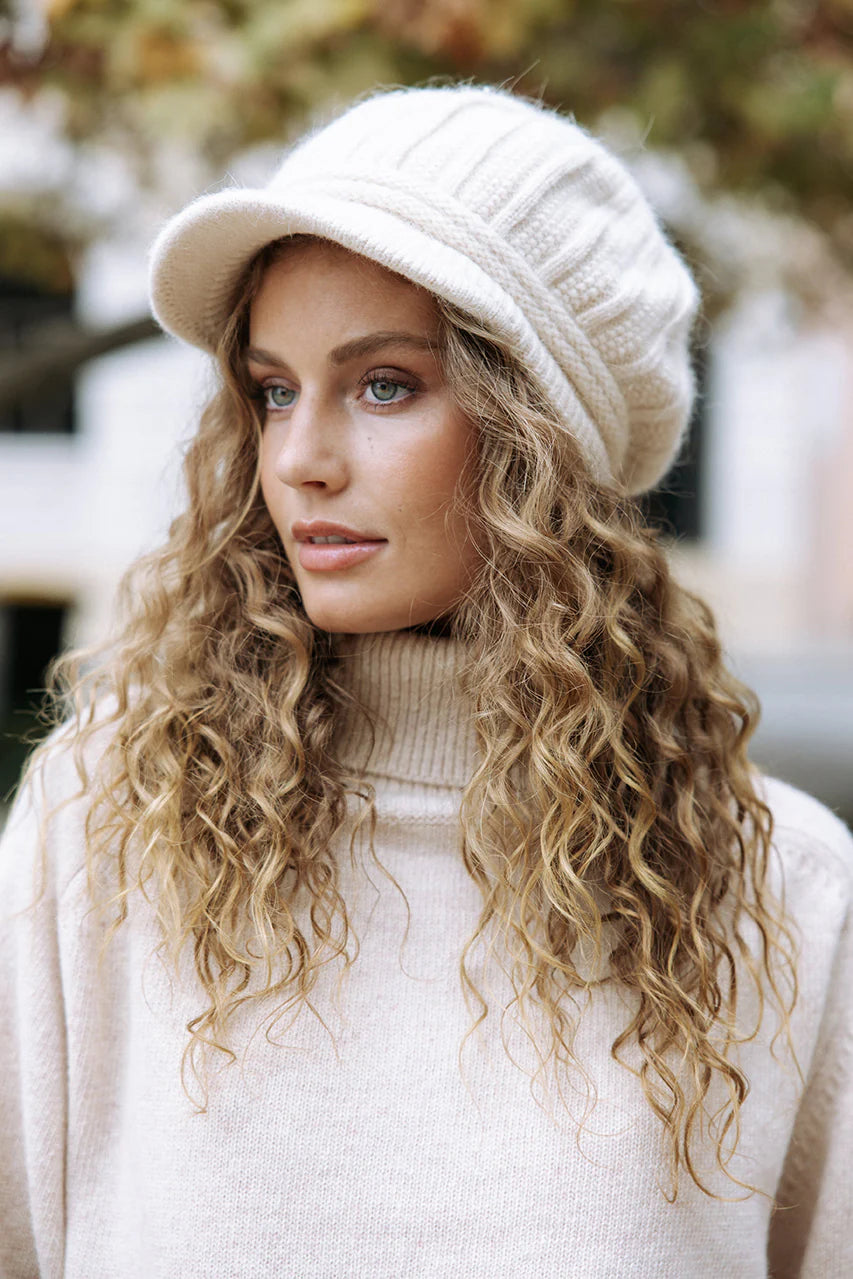 Humidity Olivia Hat in Cream