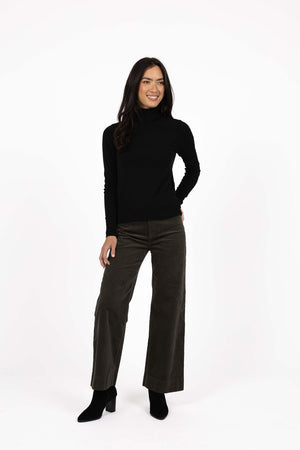 Humidity Fleetwood Cord Pant in Khaki
