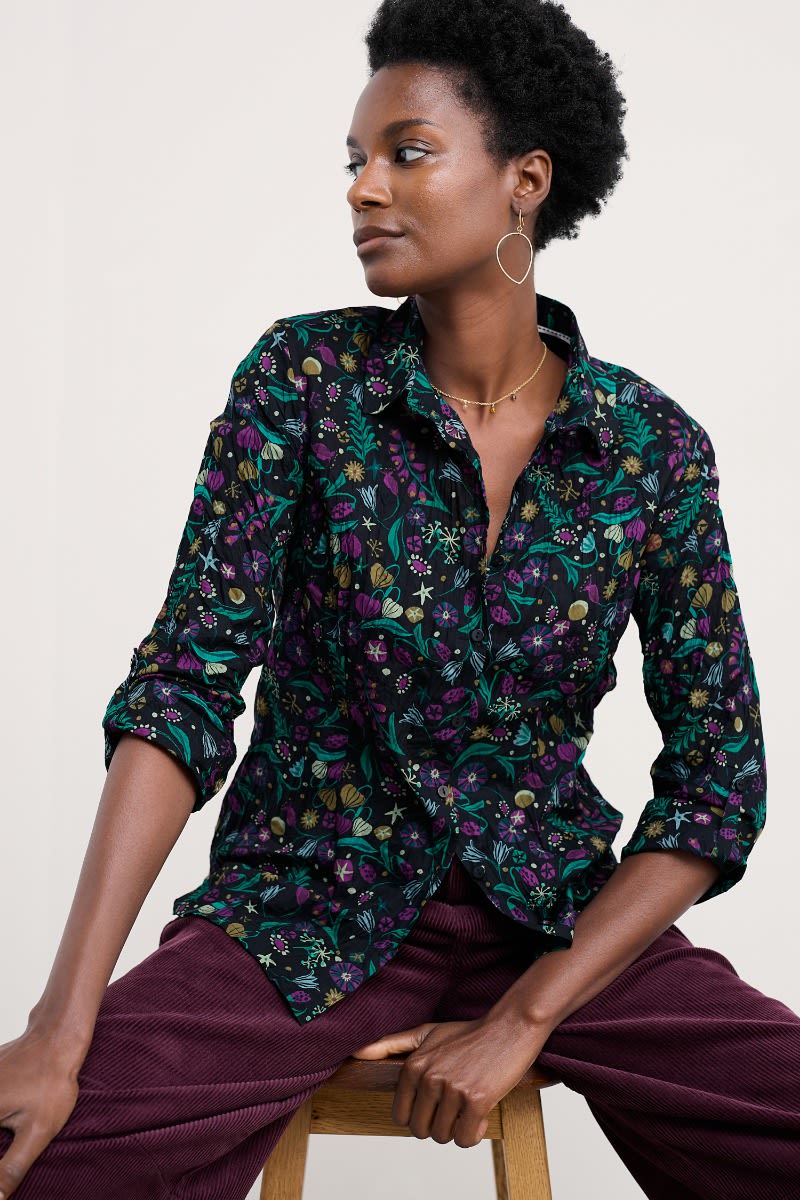 Seasalt Cornwall Larissa Shirt in Illuminated Garden Onyx
