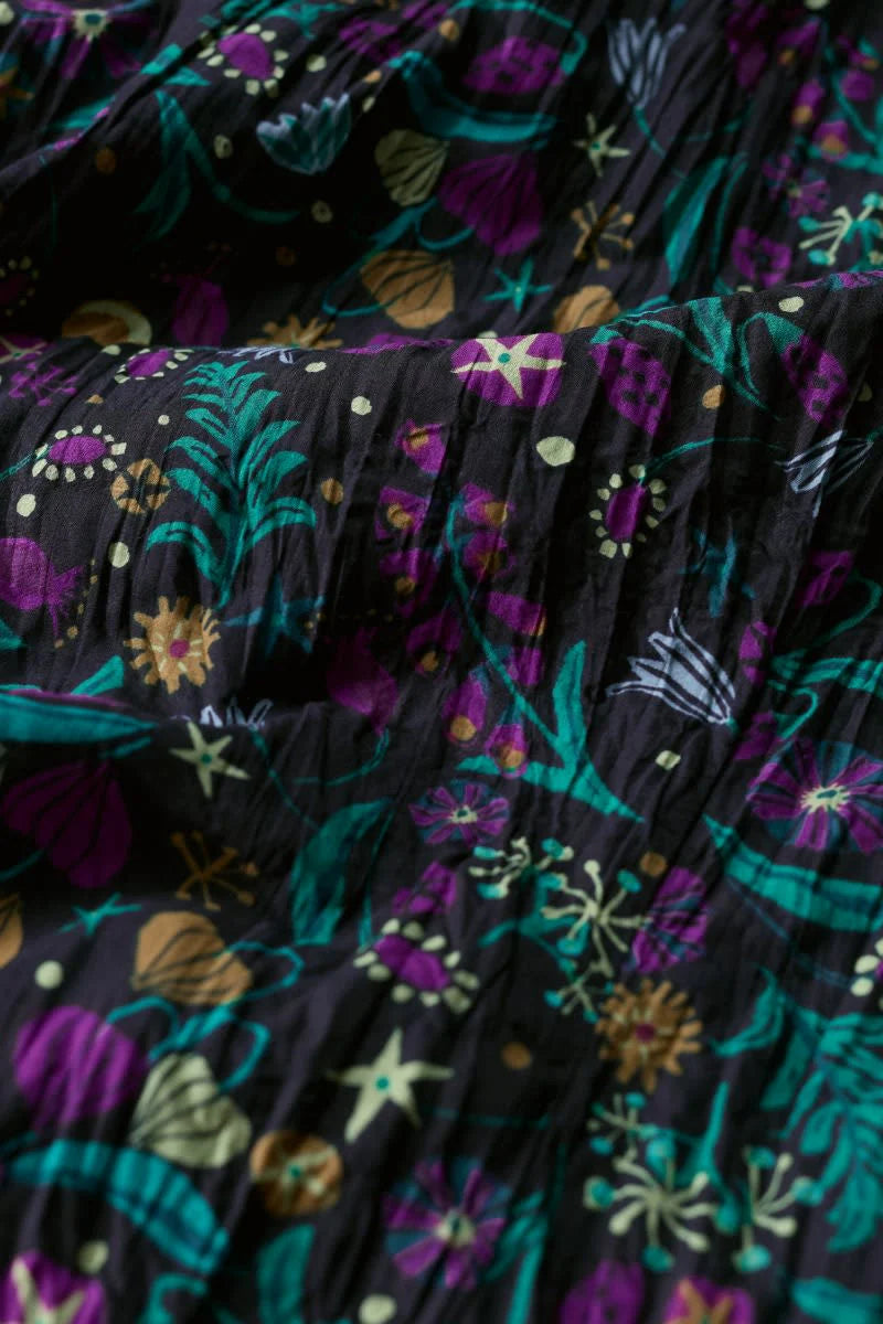 Seasalt Cornwall Larissa Shirt in Illuminated Garden Onyx