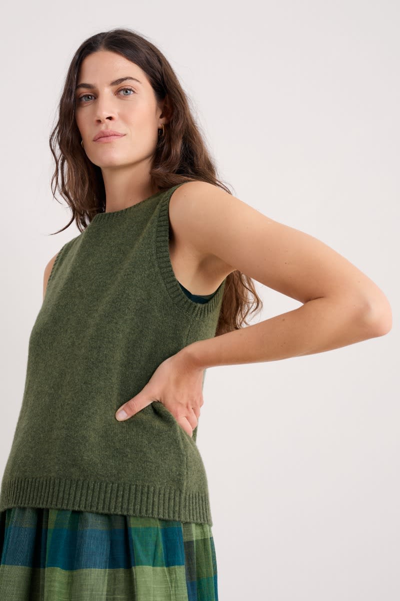 Seasalt Cornwall East View Vest in Light Olive