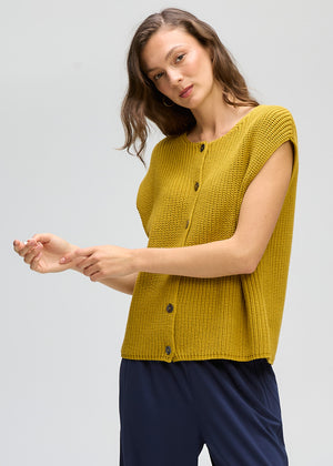 LD&CO Knitwear Ribbed vest in Ochre