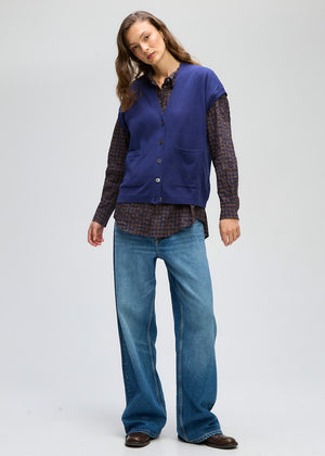 LD&CO Knitwear Button Vest in Blue