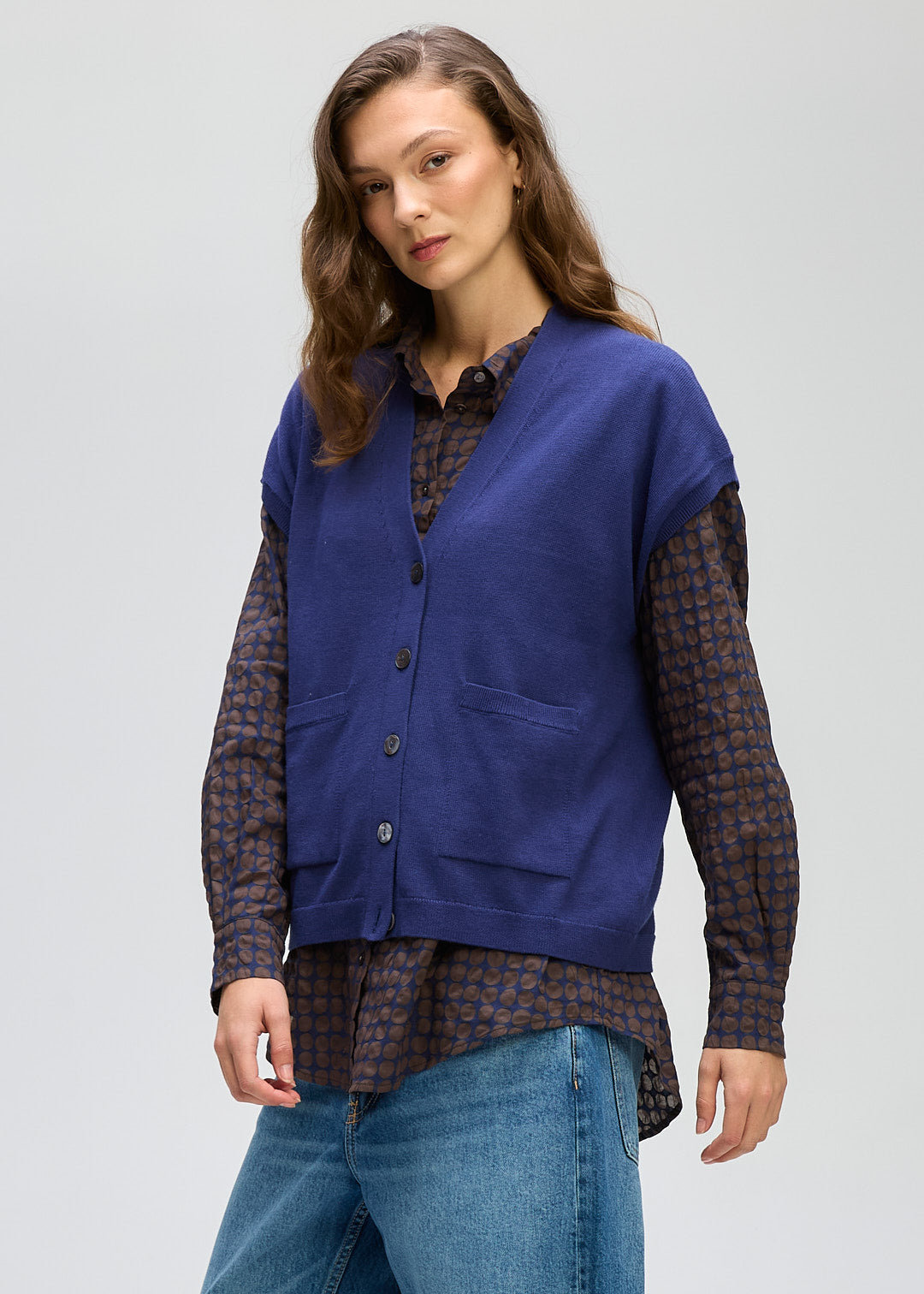 LD&CO Knitwear Button Vest in Blue