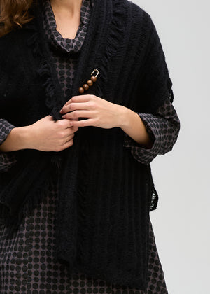 LD&CO Knitwear in Shrug With Pin in Black